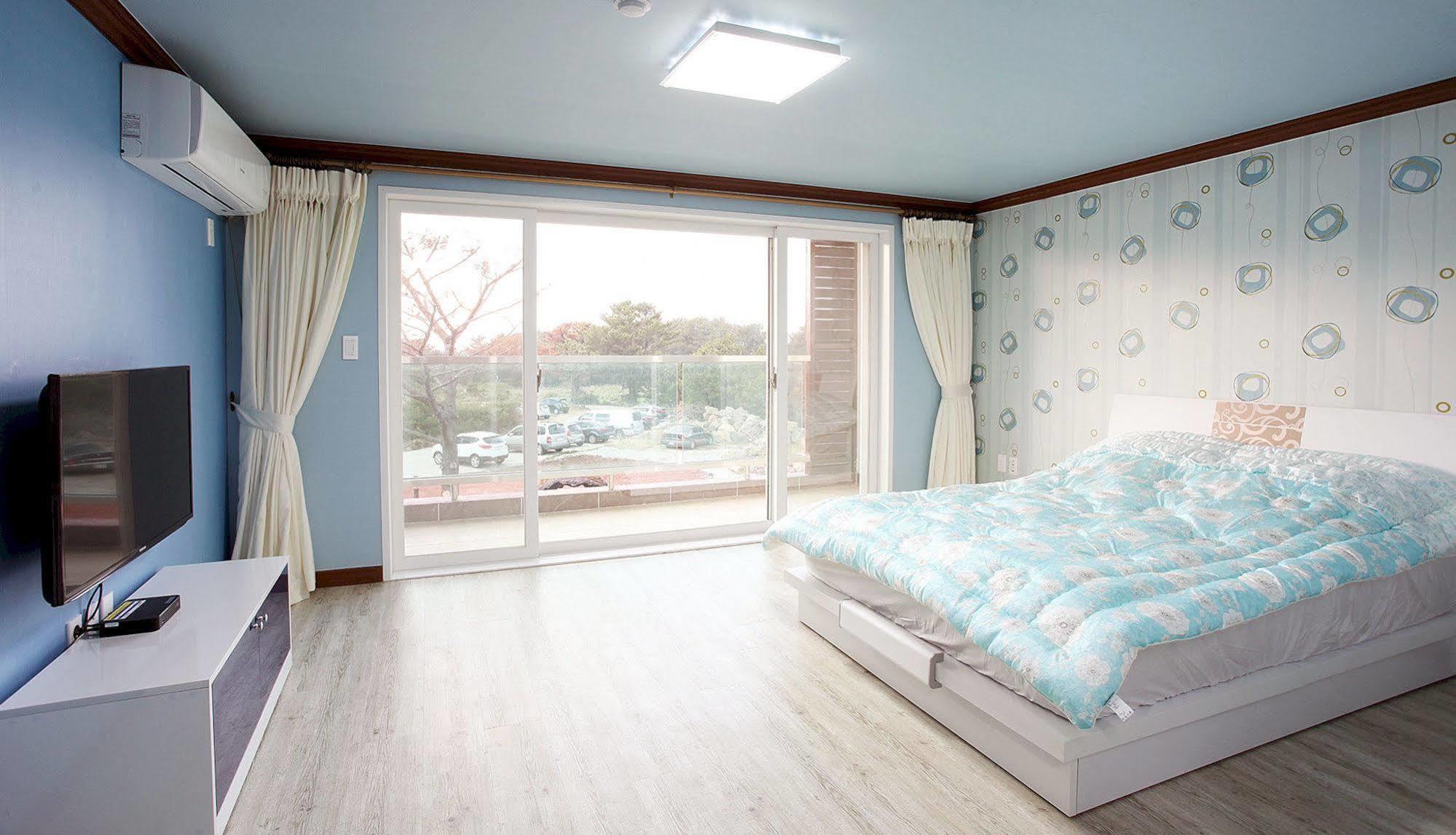Ghost House Villa Jeju Bagian luar foto