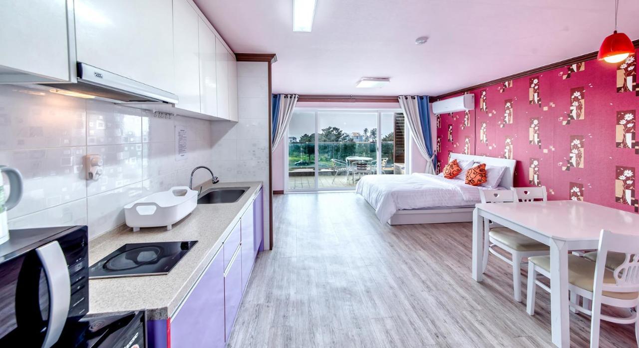 Ghost House Villa Jeju Ruang foto